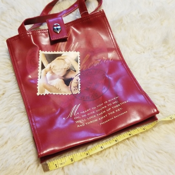 Gregg Gift shopping tote - Picture 2 of 5